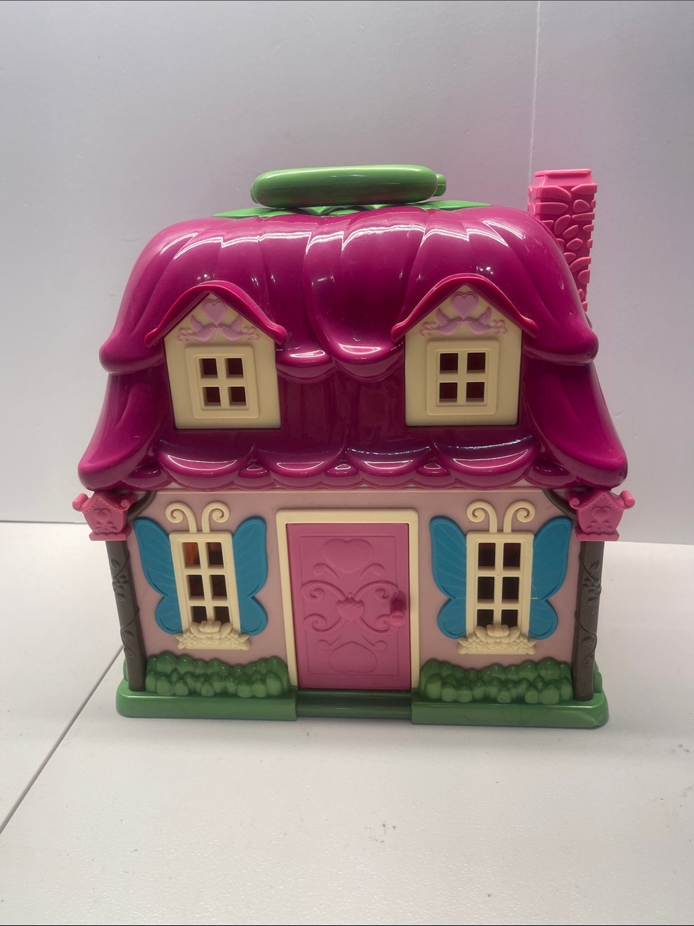 Li’l Woodzeez Pink Country Cottage House with Carry Handle Calico Critter